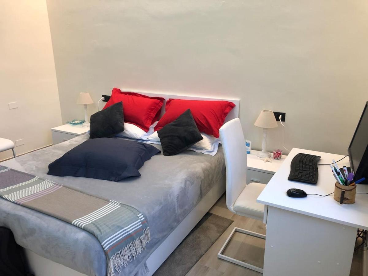 דירות Ceparana Casa Vacanze Ilaria מראה חיצוני תמונה