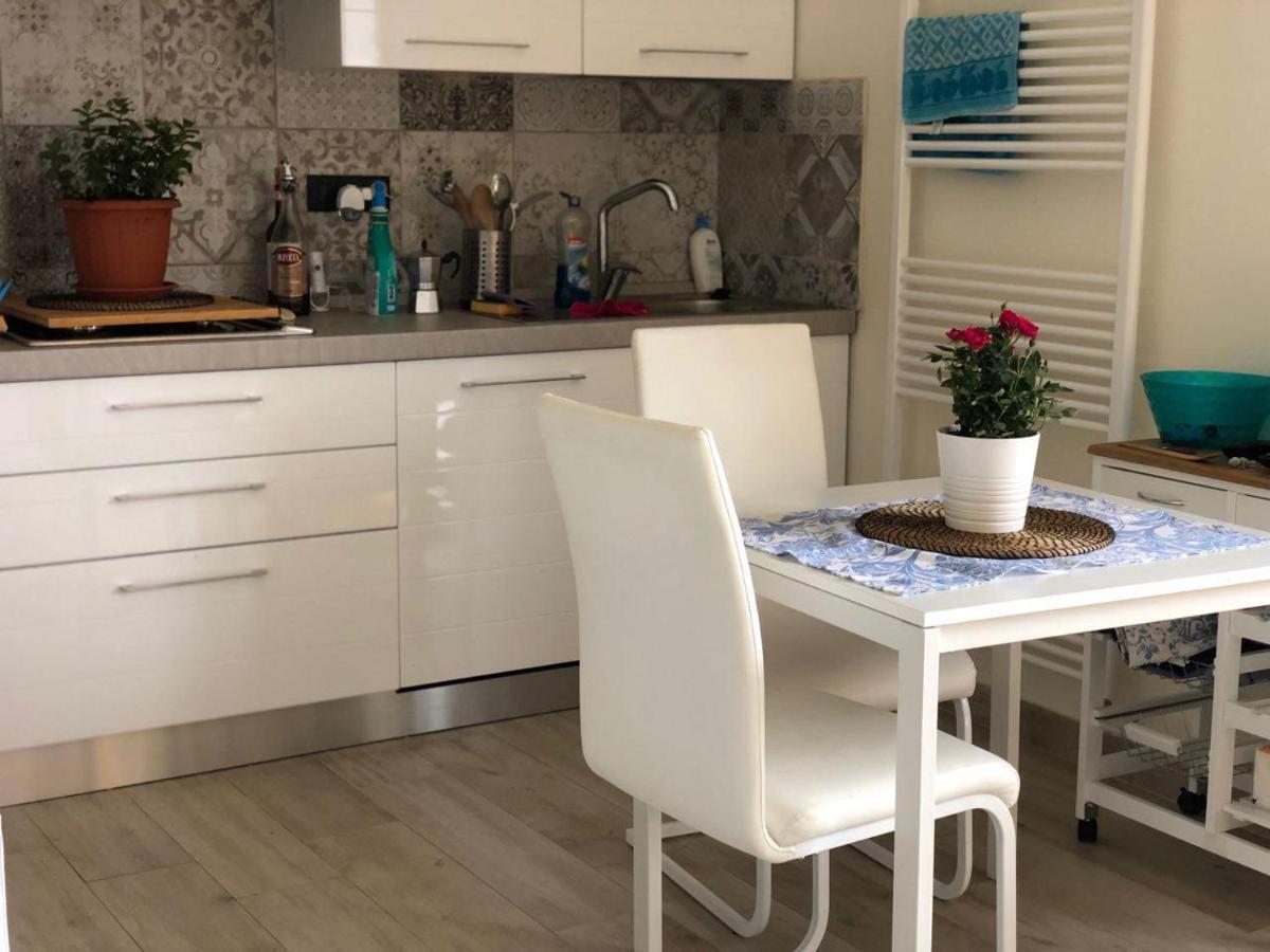 דירות Ceparana Casa Vacanze Ilaria מראה חיצוני תמונה